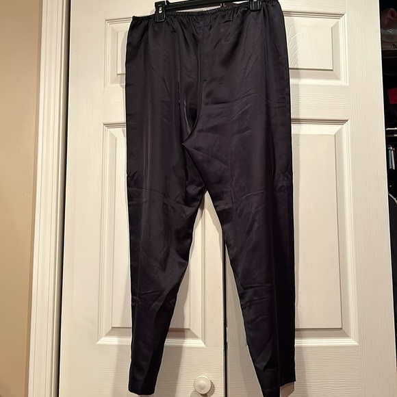 Medium - Black - Polyester Pant Liner - Pant Slip - Picture 4 of 5
